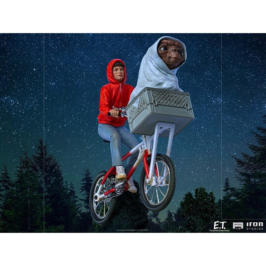 E.T. AND ELLIOT ART SCALE - E.T.