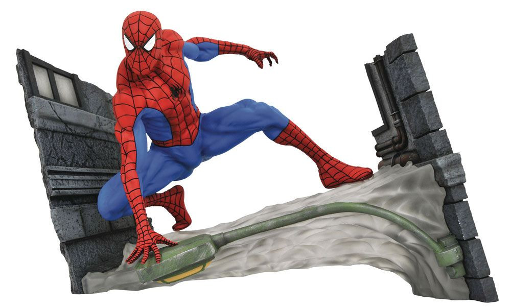 Marvel Comic Gallery Spider-Man Webbing statuette 18 cm